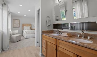 12 Kenmore Way, Lincoln, RI 02865
