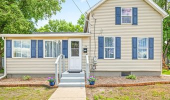29 W Main St, Amboy, IL 61310