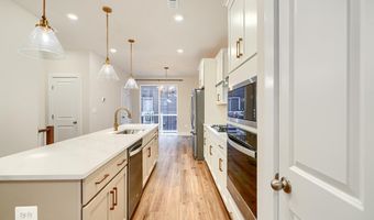 2603 LIGHT St, Baltimore, MD 21230
