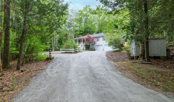 167 Vernon Dr, Glocester, RI 02814