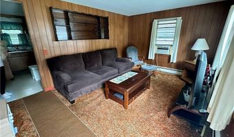 103 Windsor Park Dr, Coventry, RI 02816