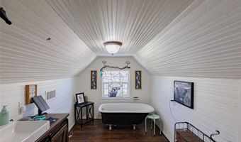 403 W Franklin St, Alvord, TX 76225