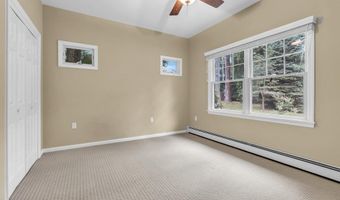 10 Greenwood Pl, Middletown, NJ 07748