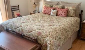11 College Hill Rd 5A, Warwick, RI 02886