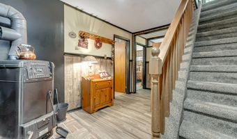 11 Carmen Gln, Albrightsville, PA 18210
