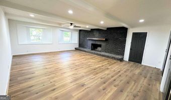 6 Windsor Cir, Anniston, AL 36207