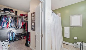 907 S 25th St, Beatrice, NE 68310