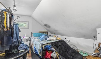48 Drummond St, Auburn, ME 04210