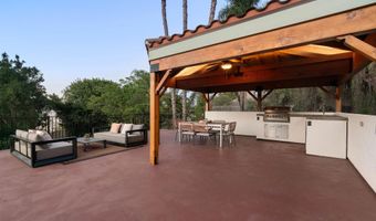10020 Fuerte Dr, La Mesa, CA 91941