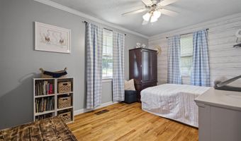 429 OAK Ln, Anniston, AL 36206