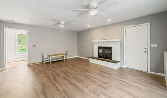 225 Bethmour Rd, Bethany, CT 06524