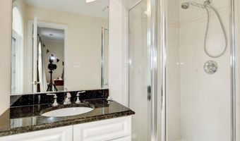 10109 DICKENS Ave, Bethesda, MD 20814