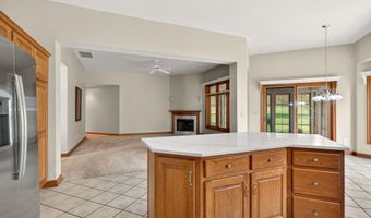 1908 Bent Tree Ct, Auburn, IN 46706