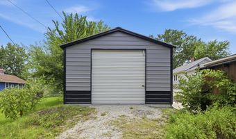528 E 15th St, Baxter Springs, KS 66713