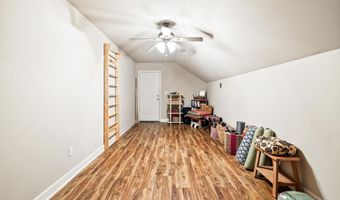 433 Wisteria Dr, Bauxite, AR 72011