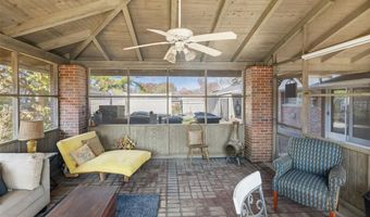 3838 Omega St, Alton, IL 62002