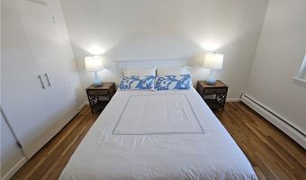 70 Carroll Ave 1004, Newport, RI 02840
