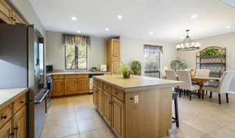 35310 S Pinnacle Pl, Black Canyon City, AZ 85324