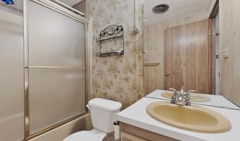 2135 Winchester Dr, Bosque Farms, NM 87068