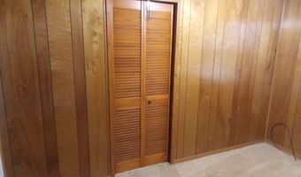 2608 Shawnee Dr, Anderson, IN 46012