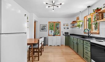 1317 DIVISION St, Algoma, WI 54201
