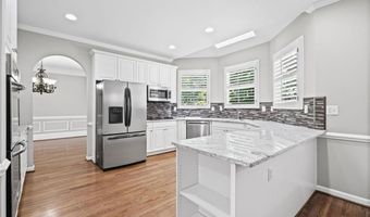 3085 Walnut Creek Dr, Alpharetta, GA 30005