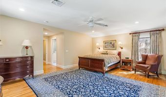340 Newman Ave, East Providence, RI 02916