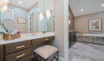 540 Bent Creek Oval, Aurora, OH 44202