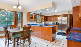 469 Mountain Ln, Albany, KY 42602