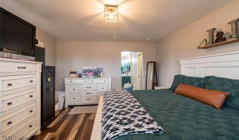 23 Indian Rings Rd, Big Timber, MT 59011