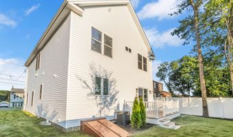 77 Oliver St, Bridgeport, CT 06606