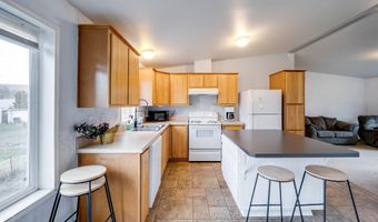 107 N B St, Albion, WA 99102