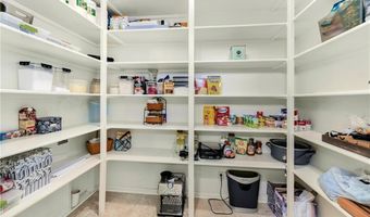 15006 Leavenworth Rd, Basehor, KS 66007