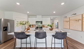 5250 Hayloft Dr, Apopka, FL 32712