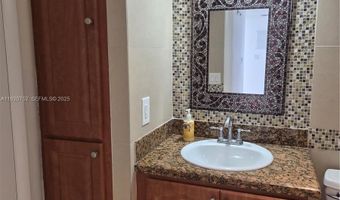 2910 Point East Dr M610, Aventura, FL 33160