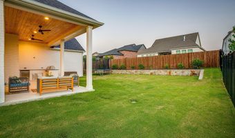417 Kestrel Ct, Aledo, TX 76008