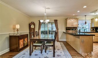 145 Fox Glen Dr, Arden, NC 28704