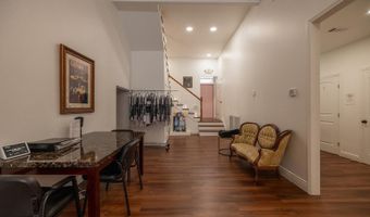 130 W Main, Batesville, AR 72501