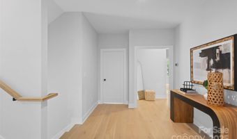 1613 Umstead St, Charlotte, NC 28205