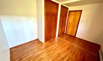 326 Keslar School Rd, Acme, PA 15610