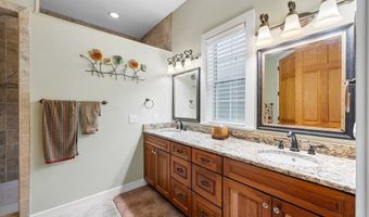 6120 NW 55th St, Bell, FL 32619