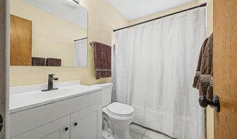 924 E GRANADA Ave, Apache Junction, AZ 85119