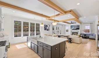 3224 E Ford Rd, Charlotte, NC 28205
