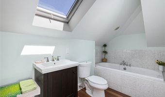 503 Seaside Dr, Jamestown, RI 02835
