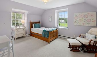 2458 RIVERBEND Rd, Allentown, PA 18103