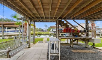 10052 New Mexico St, Bay St. Louis, MS 39520