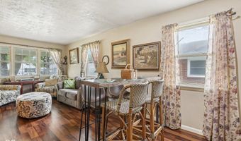 186 N 8th Ave, Beech Grove, IN 46107