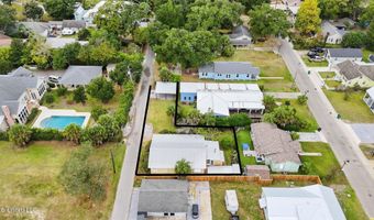 321 State St, Bay St. Louis, MS 39520