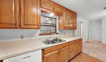 239 E College St, Alba, TX 75410