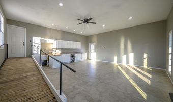 3 Doss Ln, Batesville, AR 72501